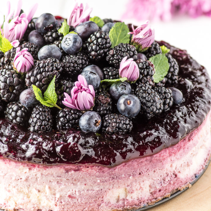 Blackberry Cheesecake with Ginger Cinnamon Crust (Low Carb & Gluten Free)
